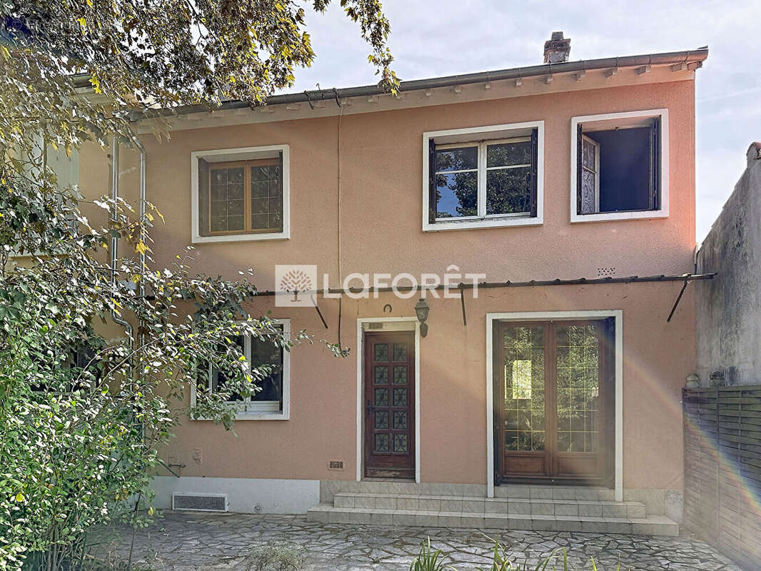 Maison à CHAMPIGNY-SUR-MARNE