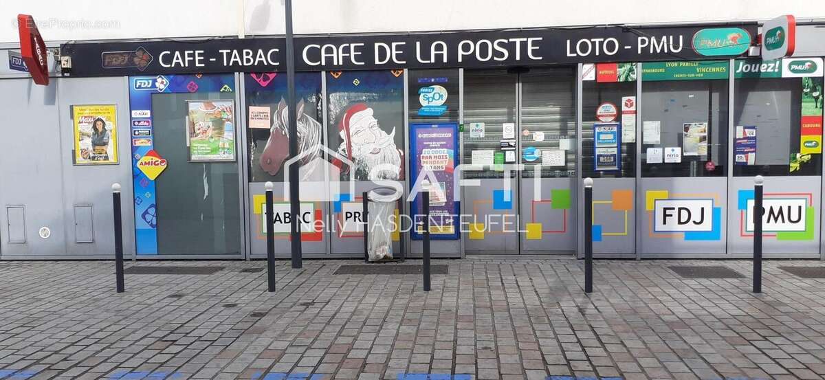 Photo 2 - Commerce à BEUVRAGES