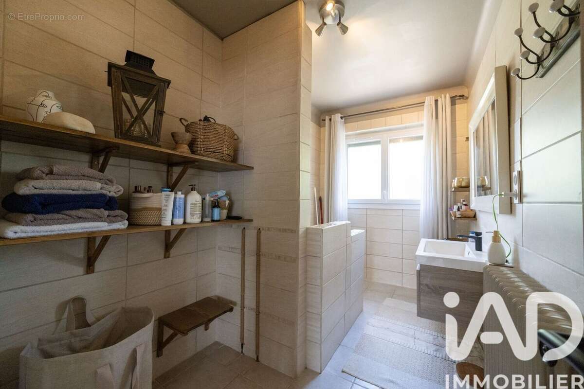 Maison 95 m² à Terrasson-Lavilledieu  - photo 6