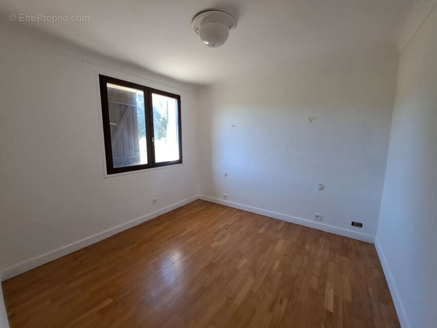 Maison 122 m² à Loubeyrat  - photo 7