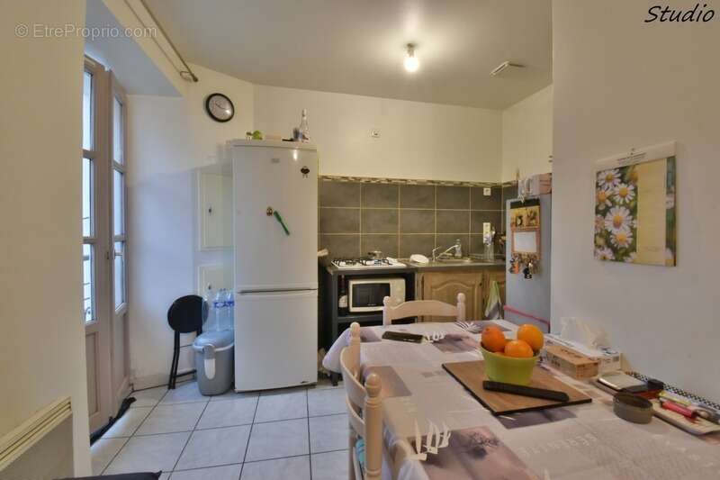 Appartement à PEYRUIS