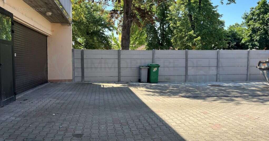 Commerce à SAINT-LOUIS