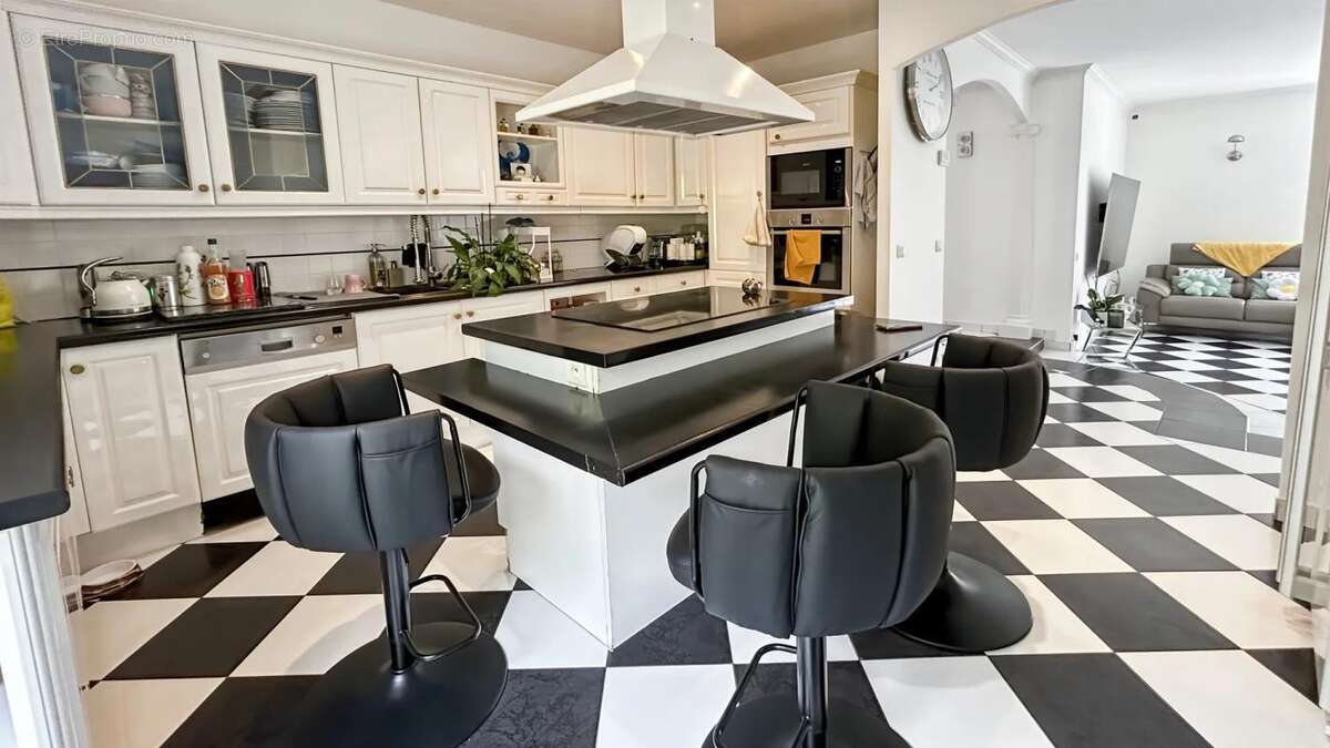 Maison à SOIGNOLLES-EN-BRIE