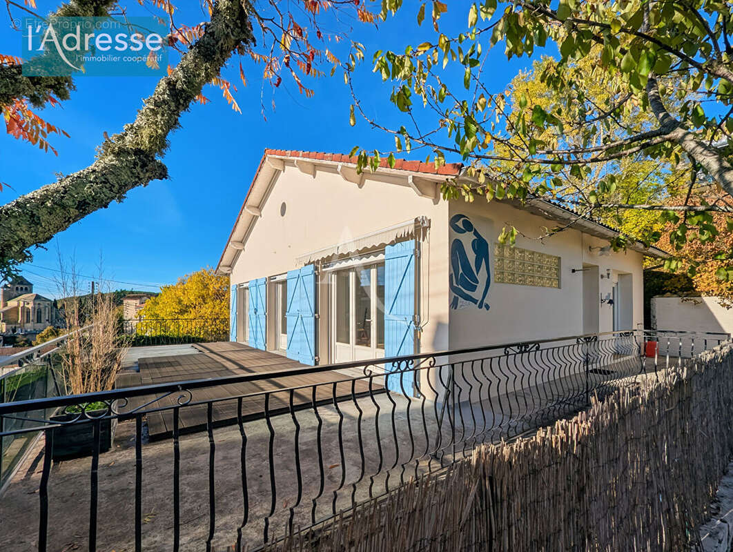 Maison avec 2 appartements indépendants et garage - Puy-l'Évêque, proche commodités - photo 6