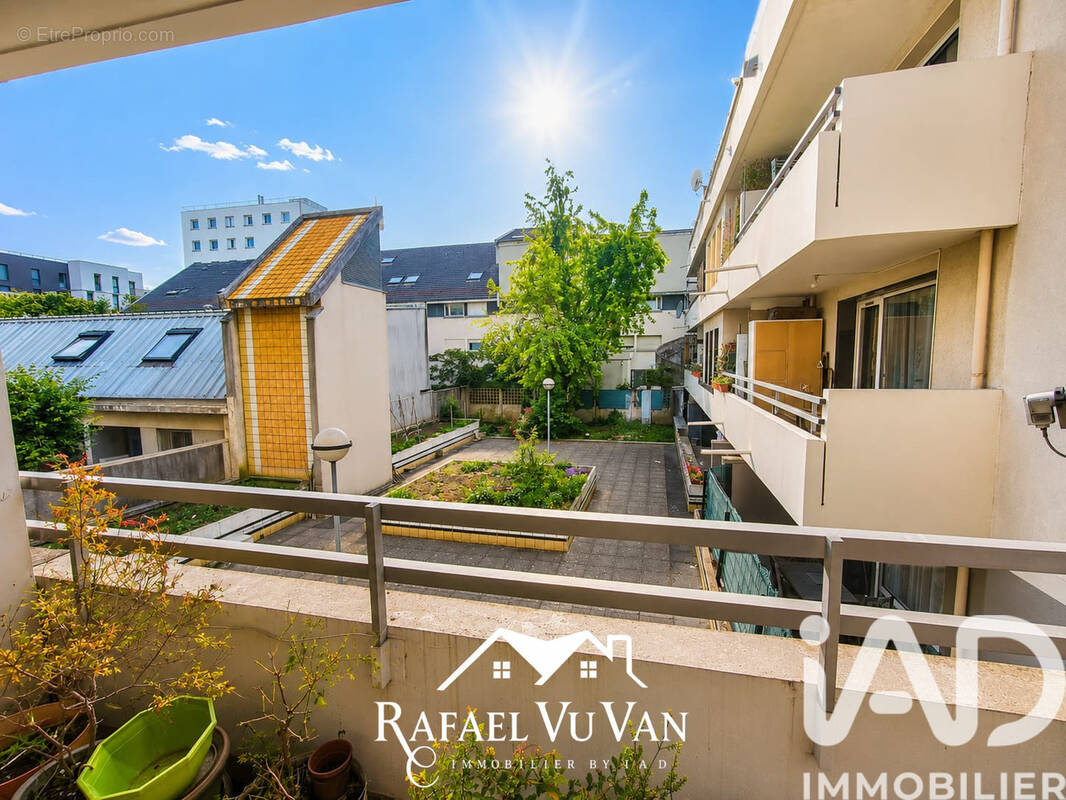 Photo 1 - Appartement à LA COURNEUVE