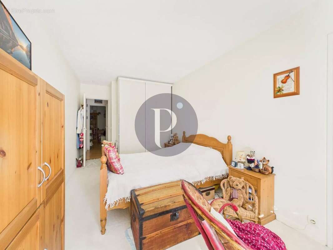 Appartement à VERRIERES-LE-BUISSON