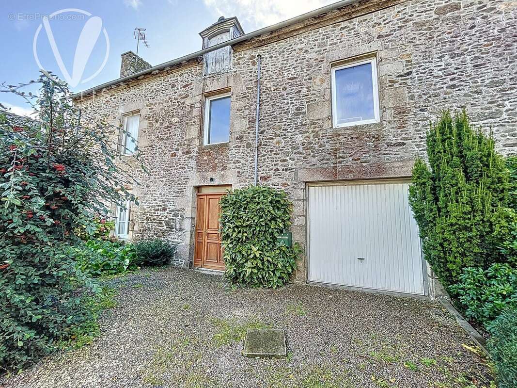 Maison 121 m² à Corseul  - photo 3