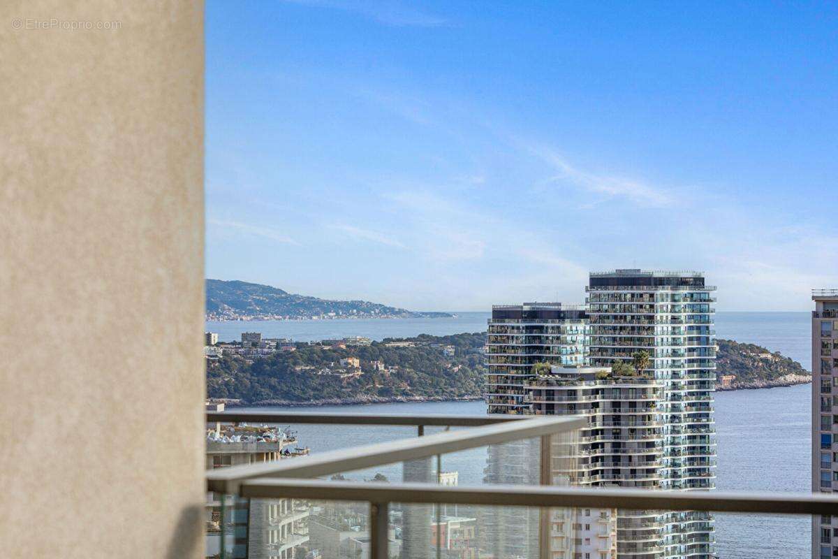 Appartement à BEAUSOLEIL