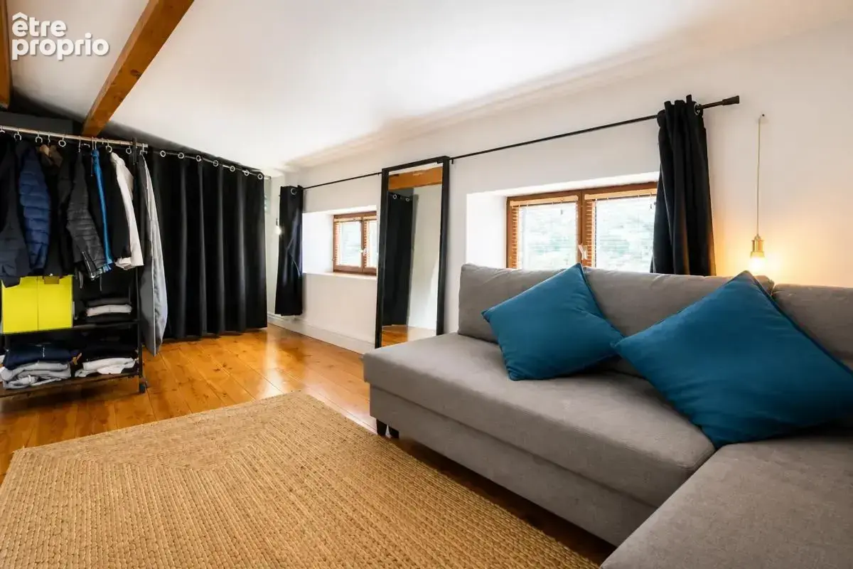 Maison de caractère entièrement rénovée – 173 m² – Terrain de 1 100 m² – Romagnat - photo 14