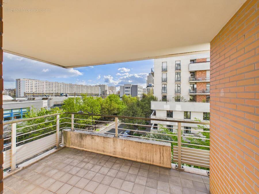 Appartement à PARIS-15E