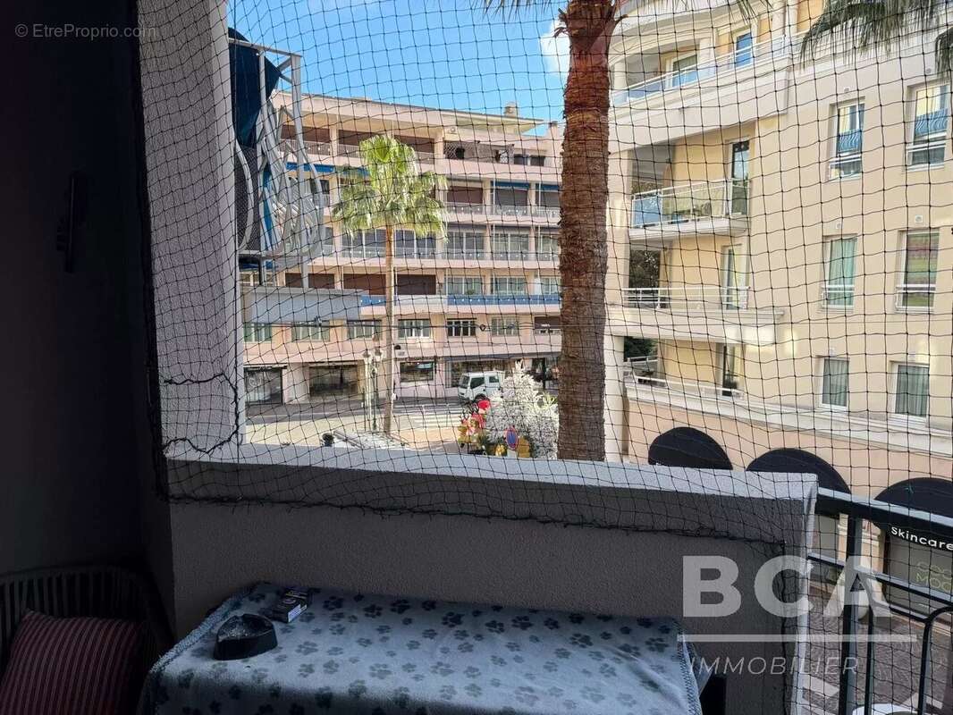 Appartement à BEAULIEU-SUR-MER