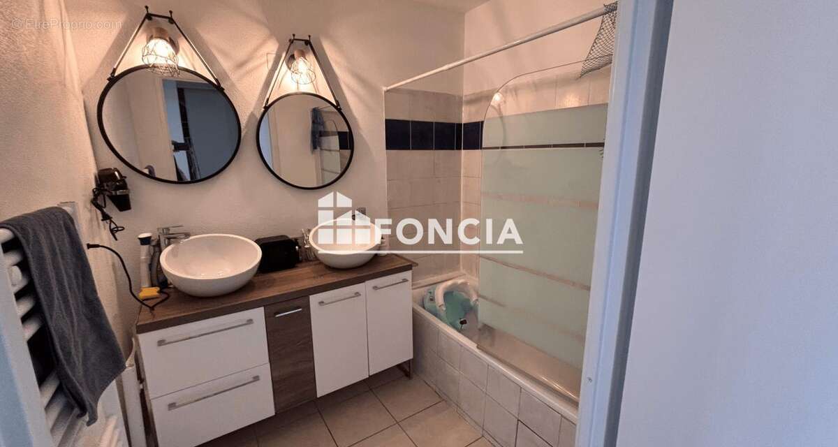 Tel f martinez 0616831o69 appartement de type 4 actuellement loue 680€ par mois dans residence avec piscine proche centre ville - photo 6