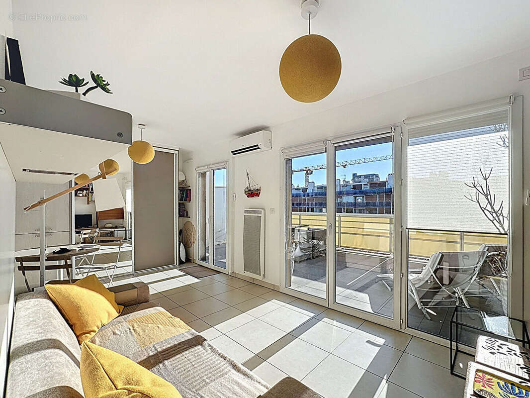 Appartement à ROQUEBRUNE-CAP-MARTIN