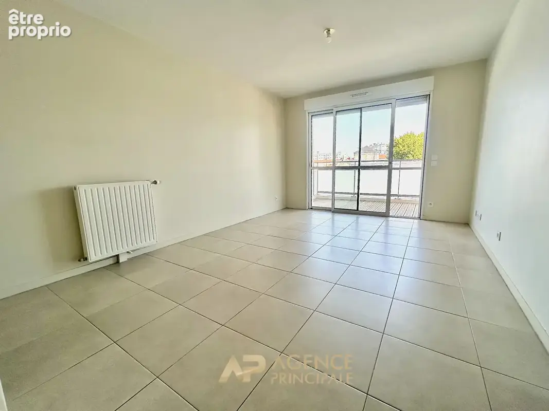 La Rochelle - La Pallice - Appartement T3 de 62 m² avec terrasse, ascenseur et parking - photo 18