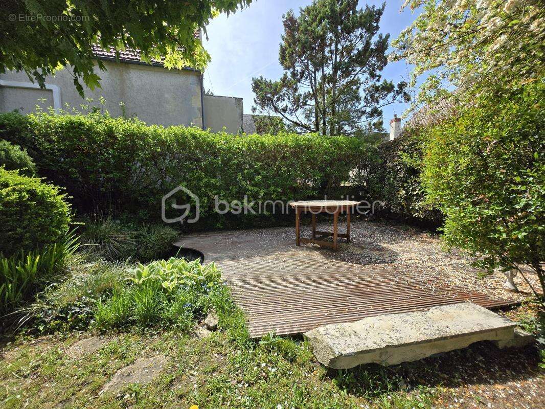 Maison à GERMIGNY-SUR-LOIRE