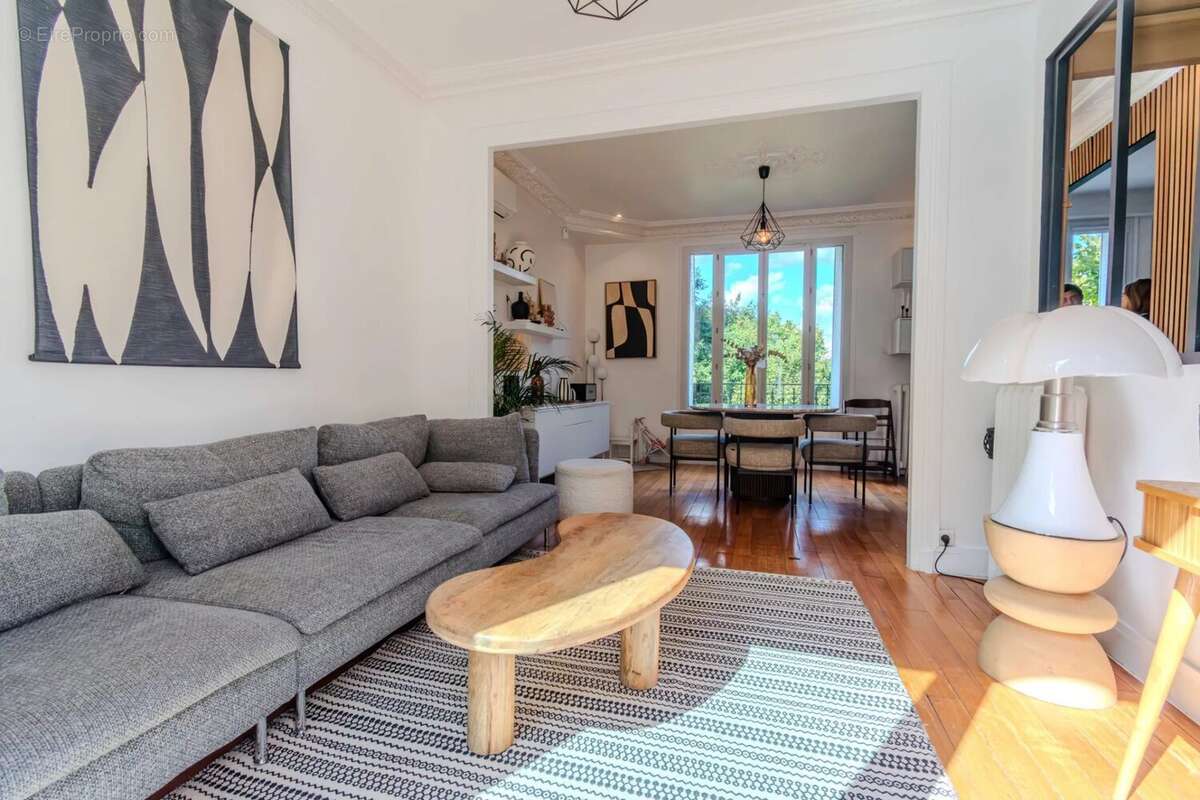 Maison à MONTMORENCY