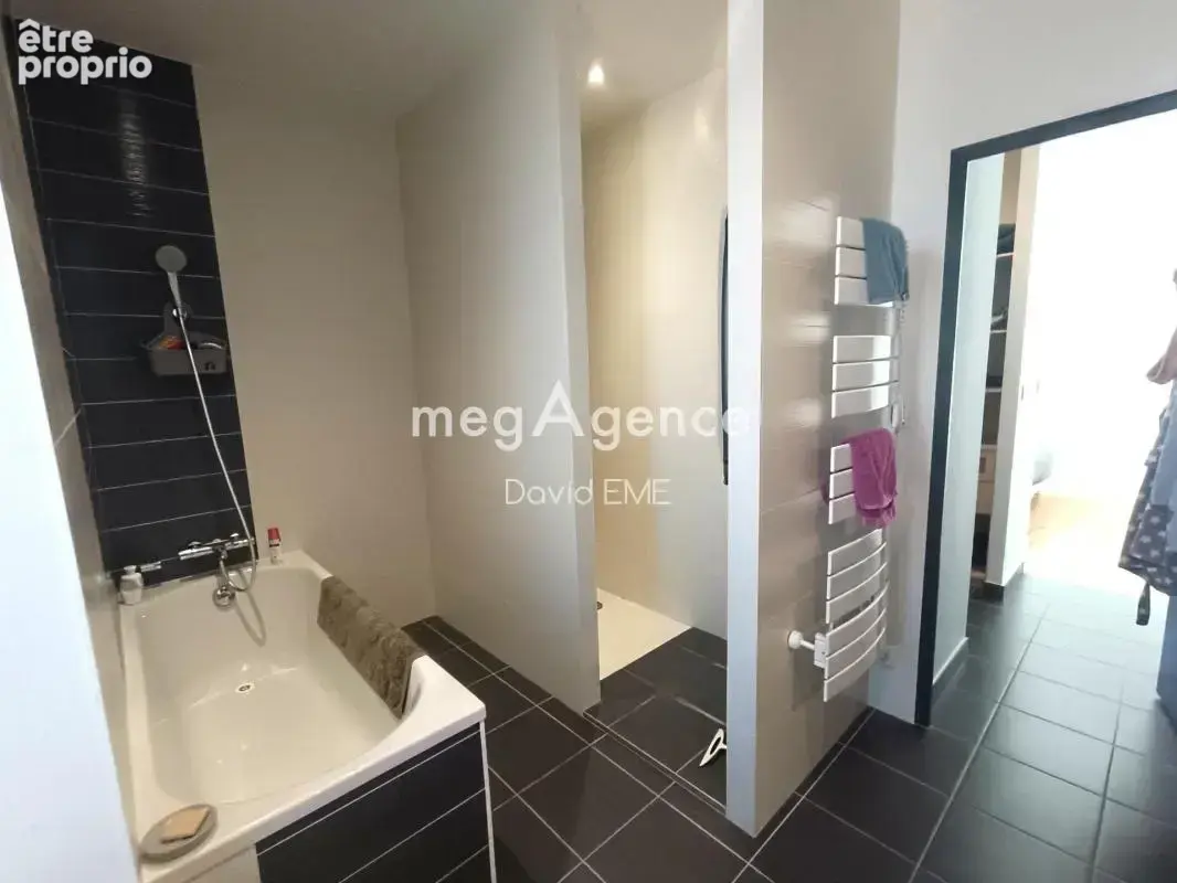 7 Pièces, 177 m2, 5 chambres, Centre AIZENAY - photo 10