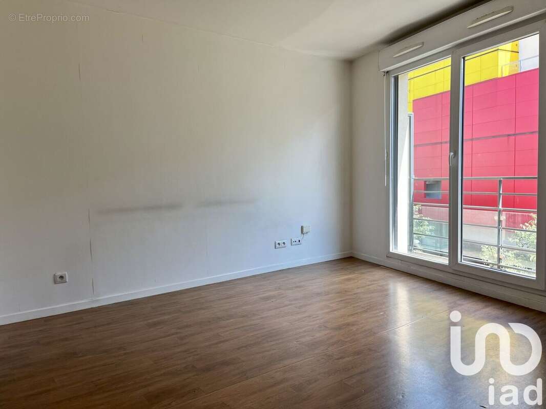 Photo 3 - Appartement à VILLENEUVE-LA-GARENNE