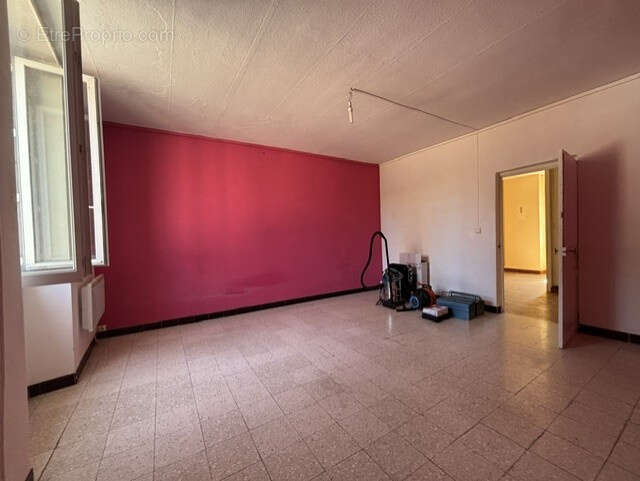 EXCLUSIVITE  à AUTUN,2 apopartements, cave, jardin privatif et greniers. - photo 10