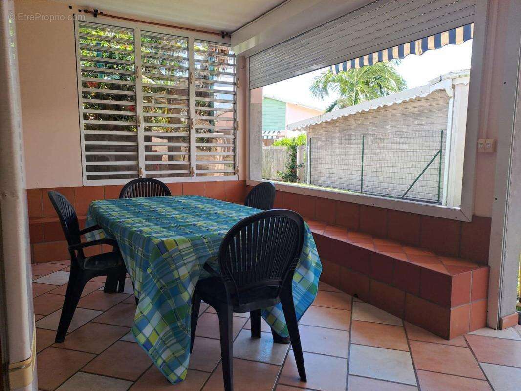 A VENDRE – Maison avec fort potentiel locatif à Dizac au Diamant - photo 13