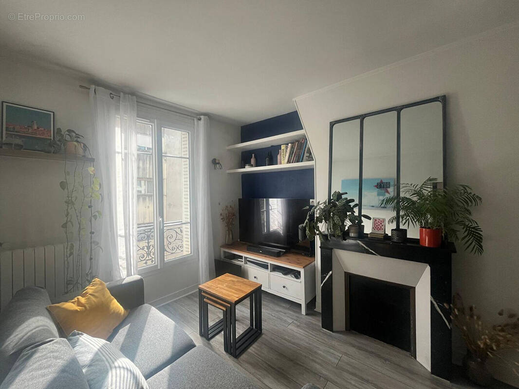 Appartement à PARIS-19E