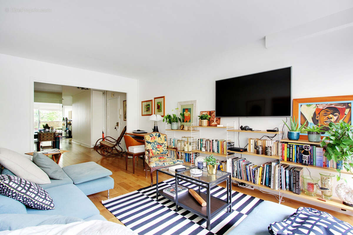 Appartement à PARIS-10E