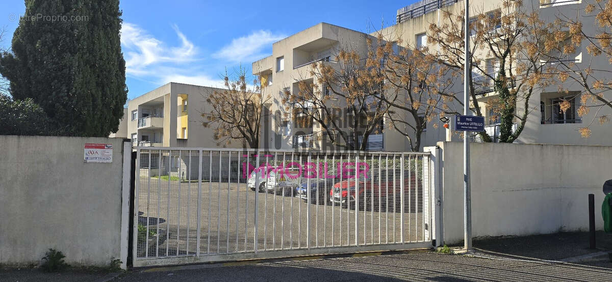 Parking à AVIGNON
