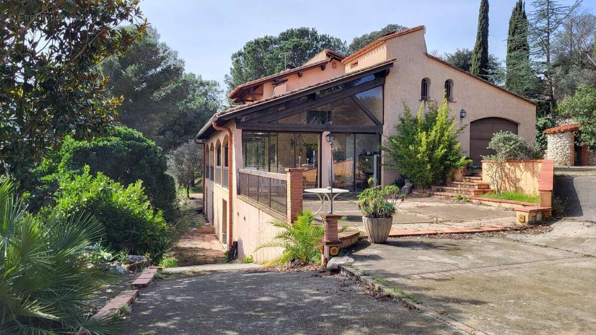 Photo 2 - Maison à SAINT-JEAN-PLA-DE-CORTS