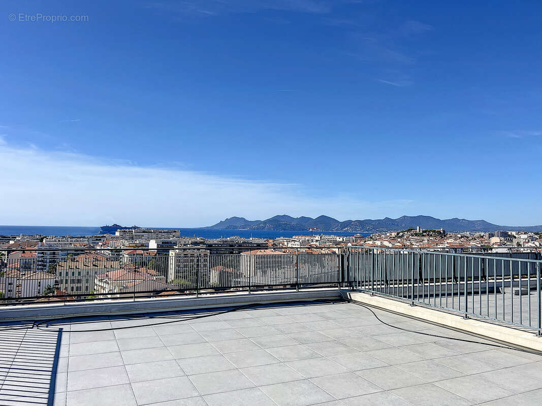 Appartement à CANNES