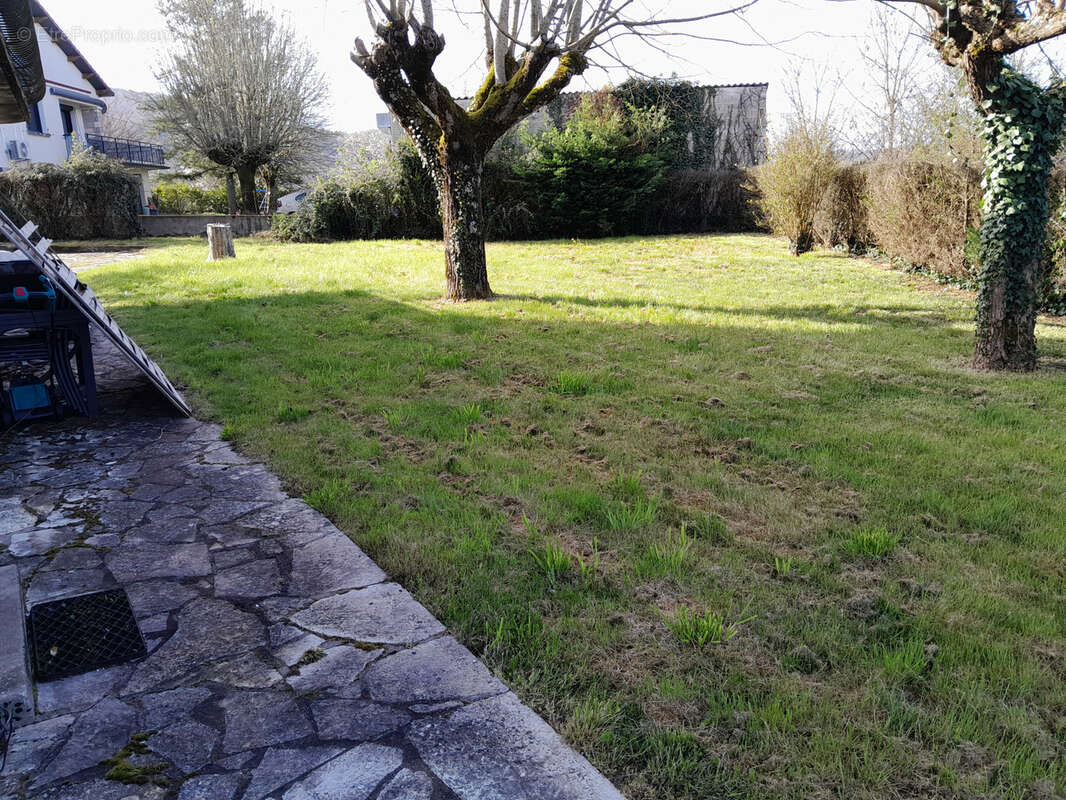 Maison à VILLEFRANCHE-DE-ROUERGUE