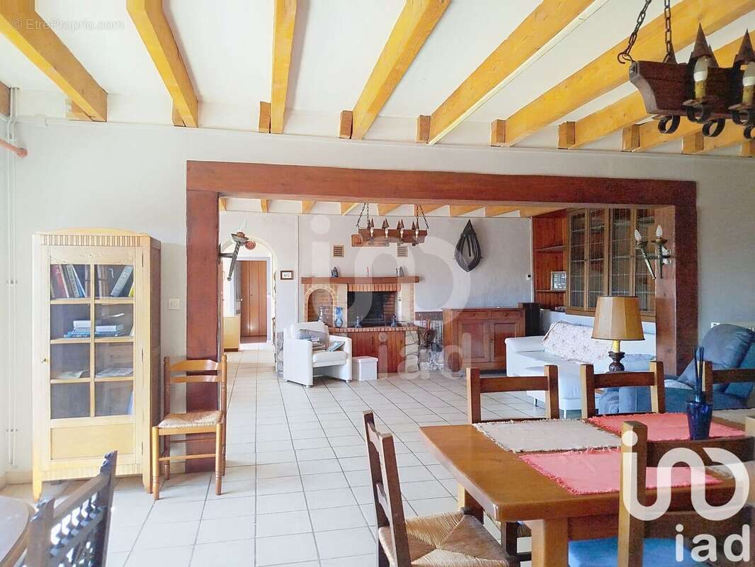 Maison 275 m² à Cherrueix  - photo 7