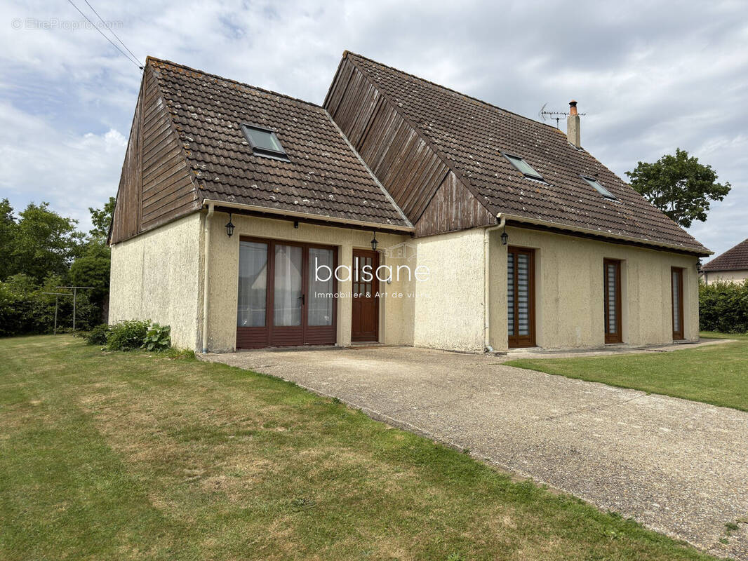 Maison à VOISCREVILLE