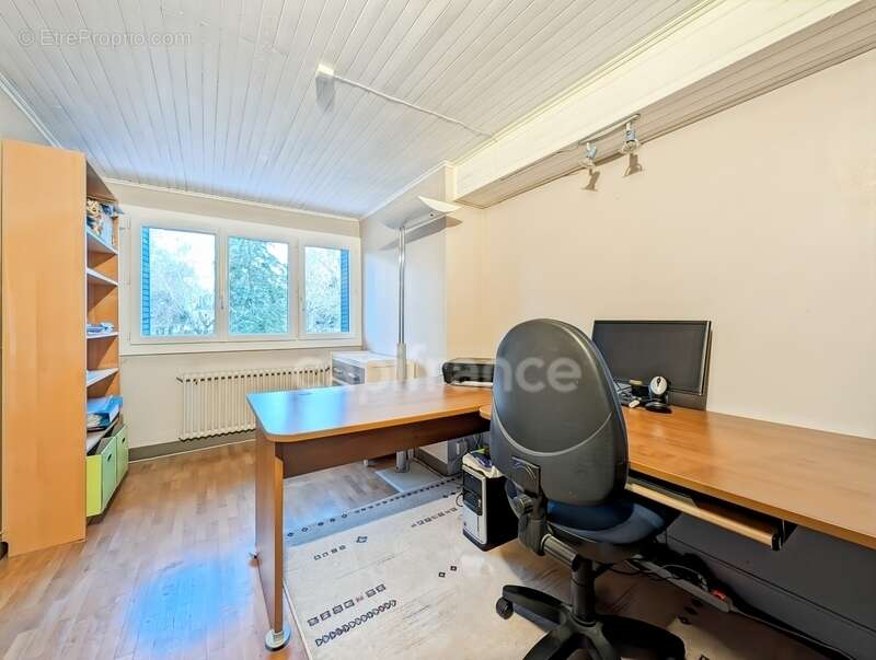 Maison à SAINT-MARCEL