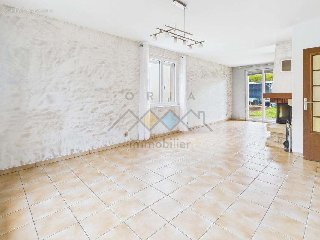 Maison à NORROY-LES-PONT-A-MOUSSON