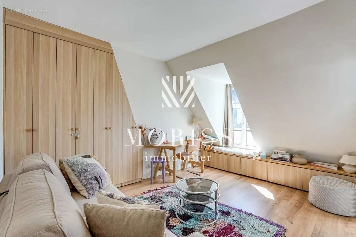 Appartement à PARIS-18E