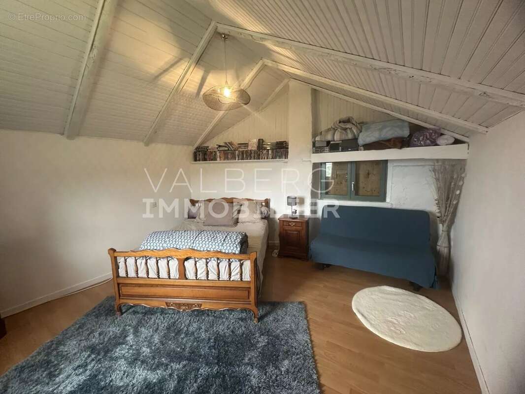 Grange renovee 2/3 p 50 m² villetale - photo 9