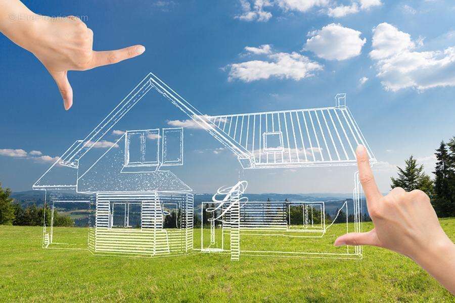 Terrain à CERANS-FOULLETOURTE