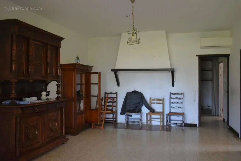 Maison à CALLIAN