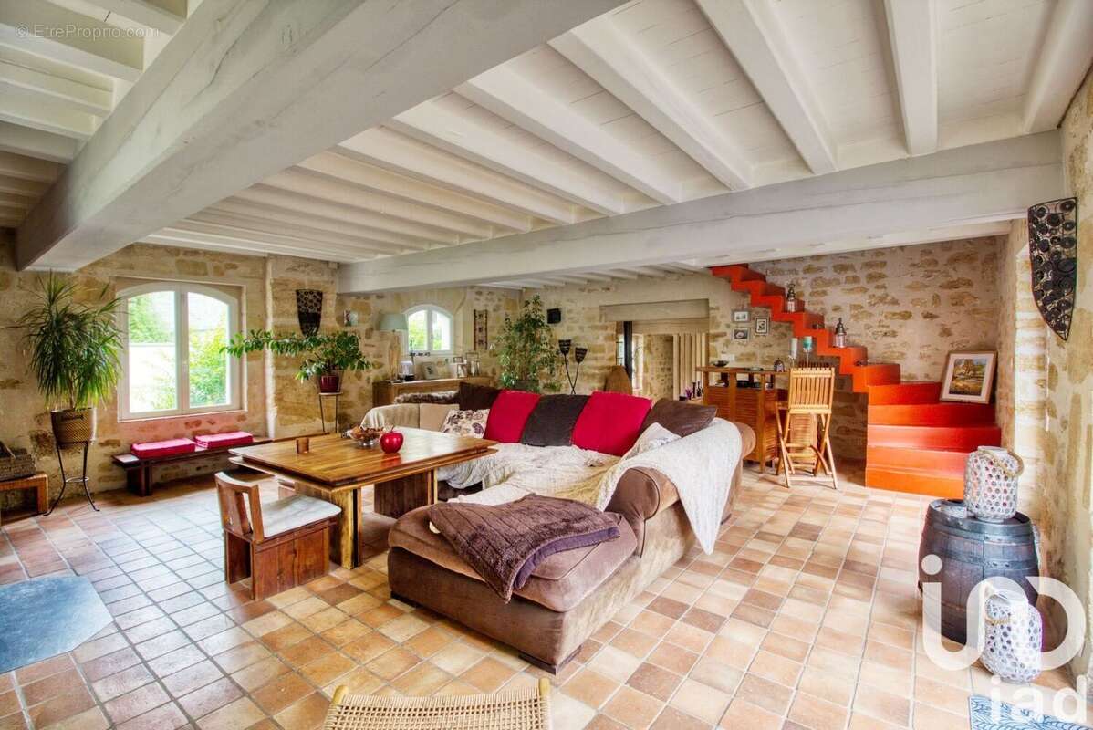 Photo 5 - Maison à VIGNY