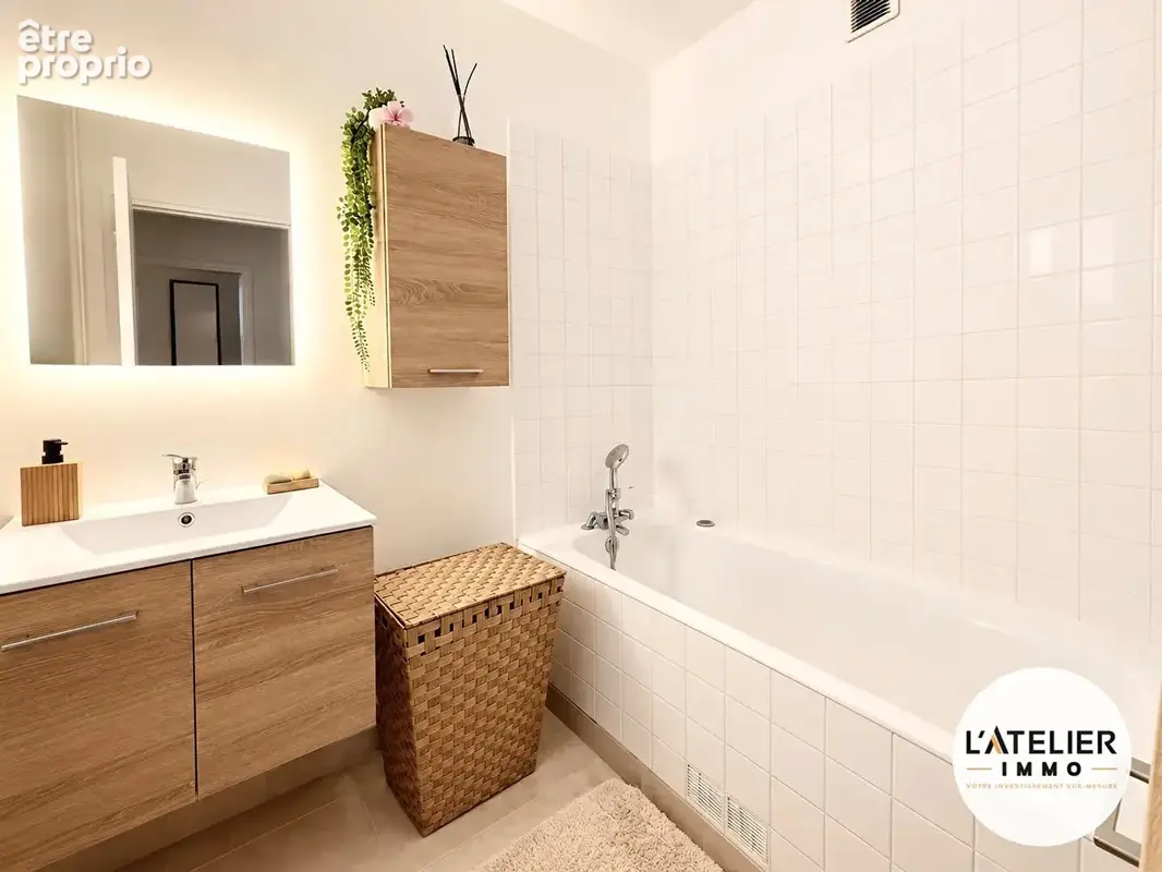 Appartement Reims 3 pièce(s) 78.58 m2 - photo 12