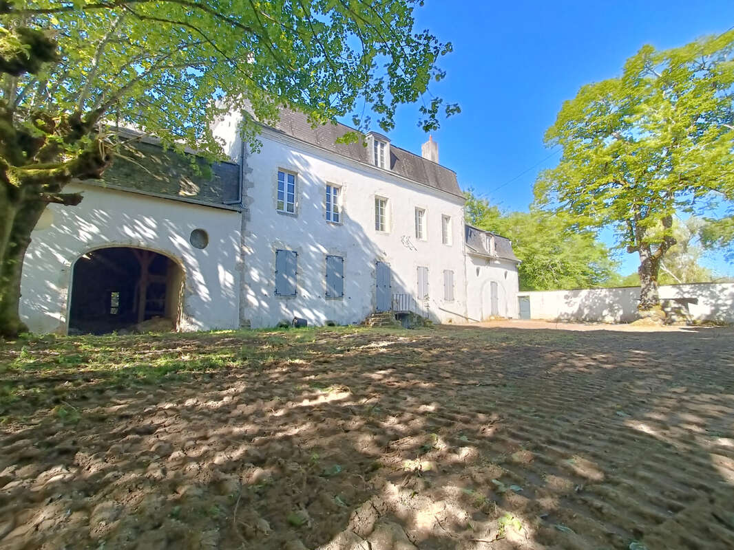 Maison à BONNY-SUR-LOIRE