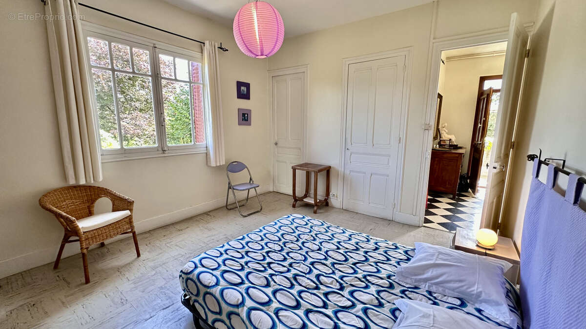 Maison à BEAUREPAIRE