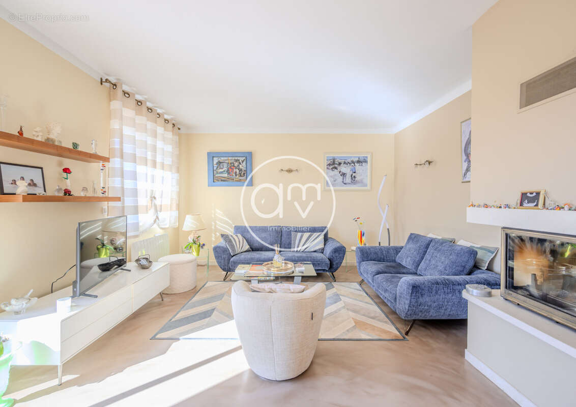 Maison à PIERREFEU-DU-VAR