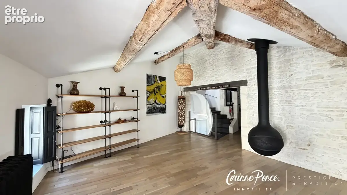 Nimes centre appartement / maison de ville  141 m2 avec garage et terrasse en rooftop propose par corinne ponc - photo 6