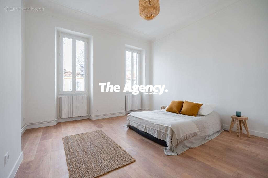 Appartement à MARSEILLE-9E