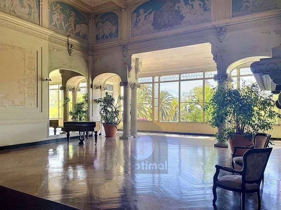 Appartement à MENTON