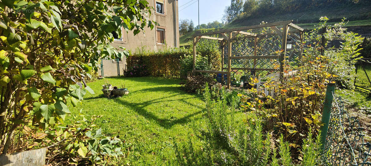 Appartement à LA BROQUE