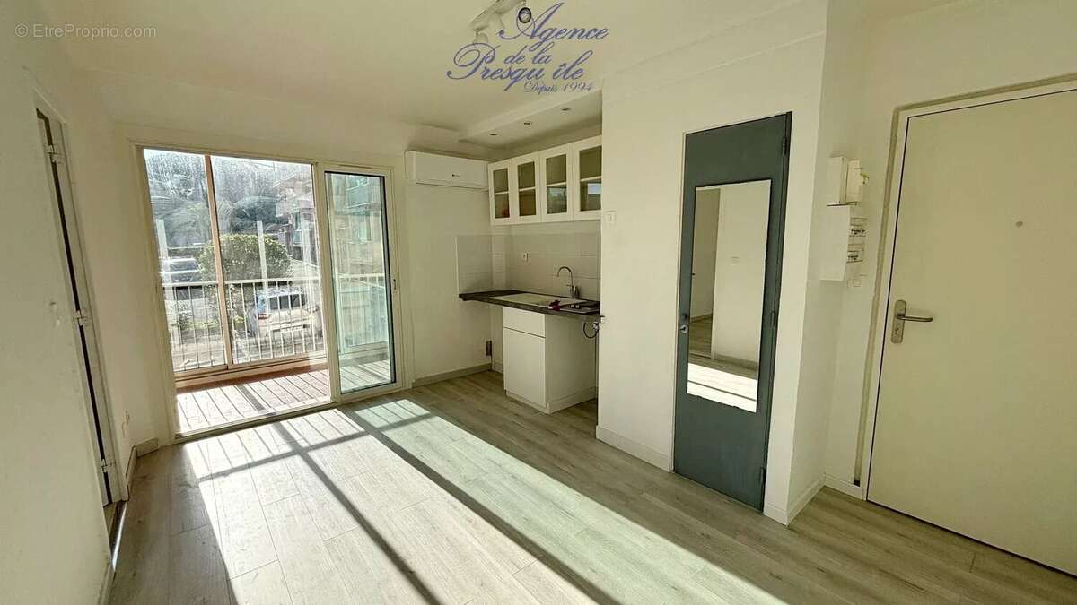 Appartement à HYERES