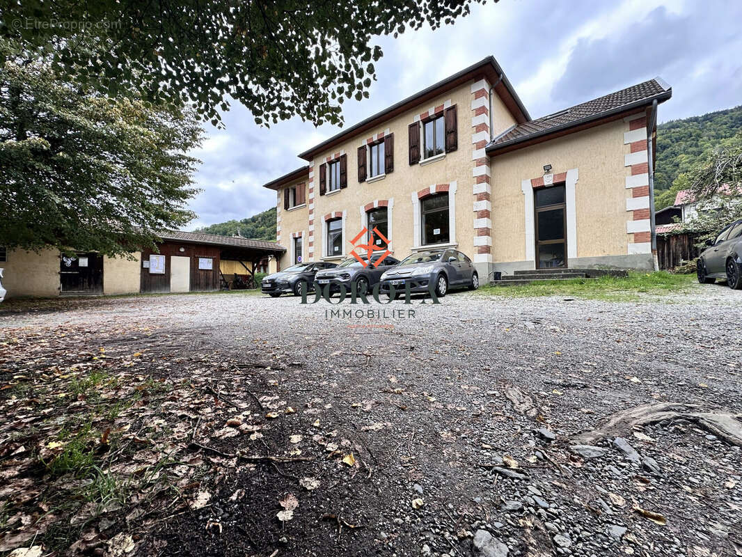 Appartement à SAINT-PIERRE-D'ALLEVARD