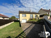 Maison à IS-EN-BASSIGNY